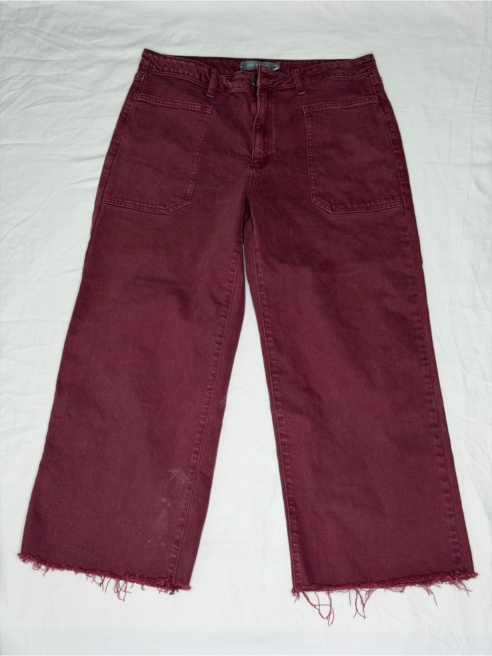 Just USA Maroon Wide Leg Cropped Jeans Patch Pockets Frayed Hem Mom Jean Size 14